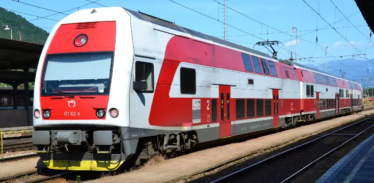 vlak vlaky skratky cestovný poriadok test kvíz